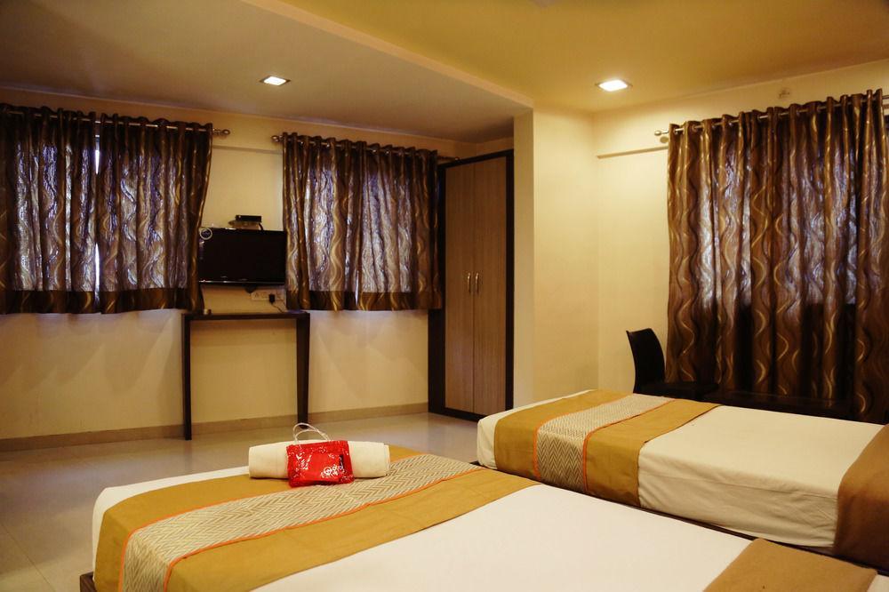 Oyo Rooms Yerwada Chowk ปูเน่ ภายนอก รูปภาพ