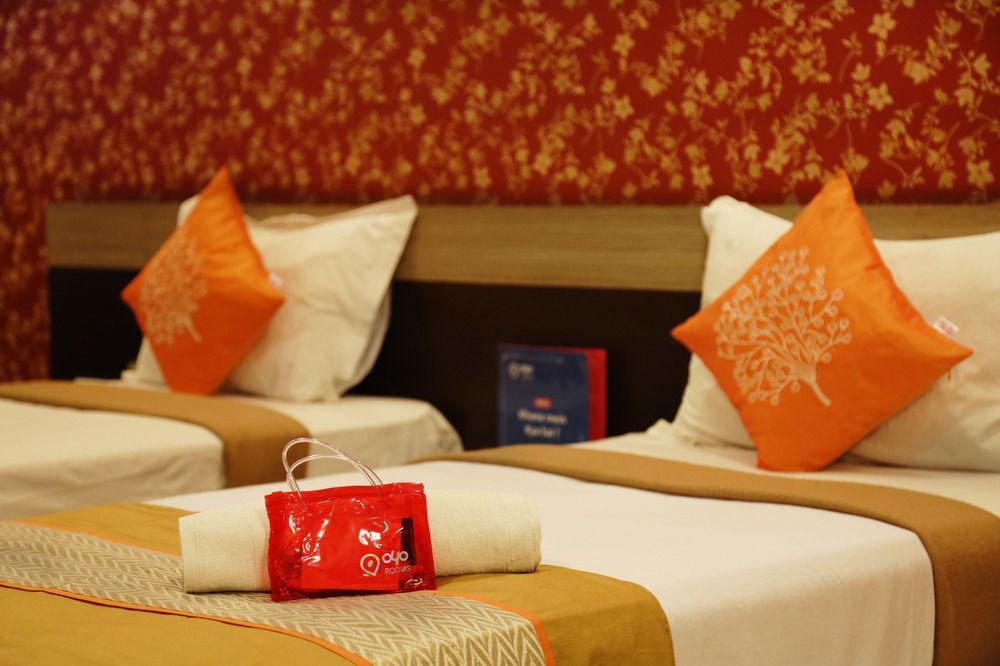 Oyo Rooms Yerwada Chowk ปูเน่ ภายนอก รูปภาพ